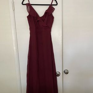 Burgundy long dress with a slit. Only used for a couple of hours